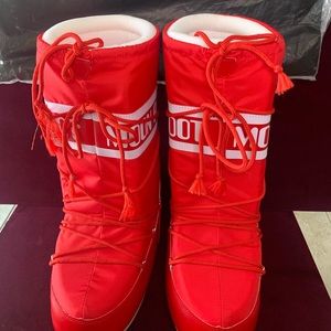Red Moon Boots